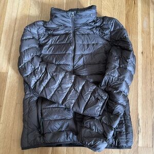 TUMI TUMIPAX packable travel puffer jacket